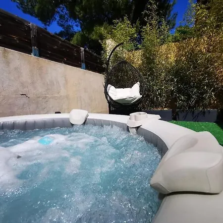 Gabriel Jacuzzi Plage 15' *